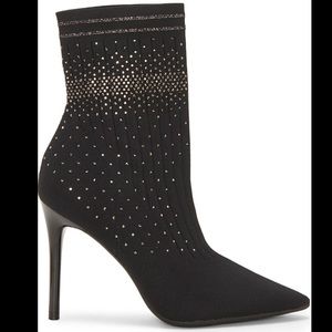 Jessica Simpson | Lytona Sock Knit Boots